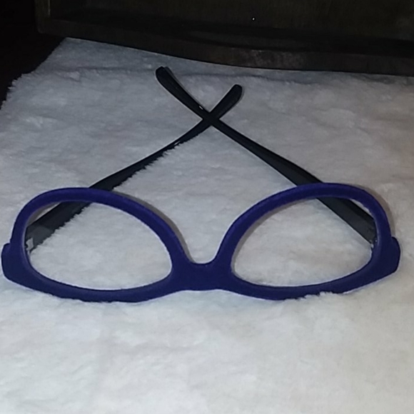 COPY - Red & Blue Velvet Reading glasses - Picture 10 of 11